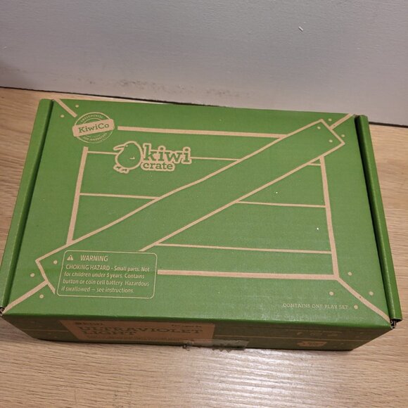 Ultraviolet Light Learning KIWI CO KIWI CRATE AGES 5+ UNOPENED Kit - Picture 3 of 7